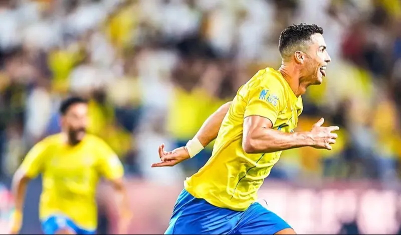 VIDEO: Ronaldo opet briljirao, s 30 metara prebacio je i golmana i obranu