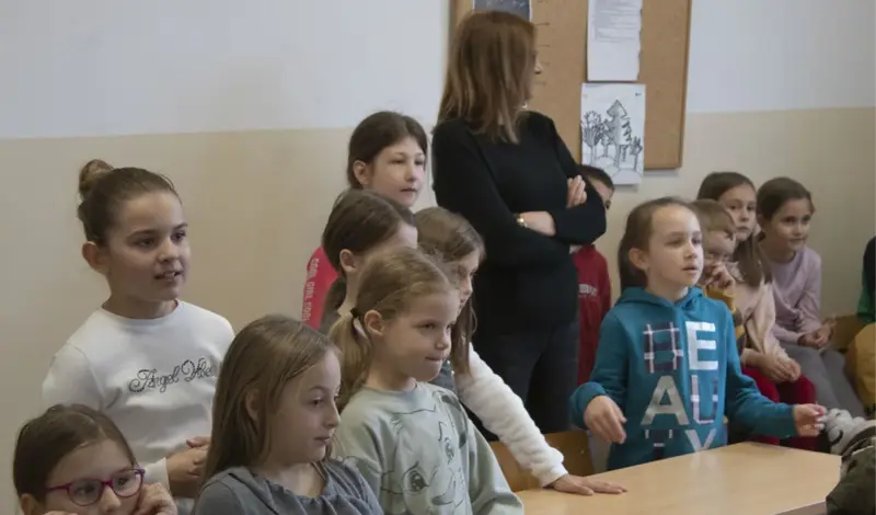 Auto-moto klub Široki Brijeg provodi akciju ''Počela je školska godina'' FOTO