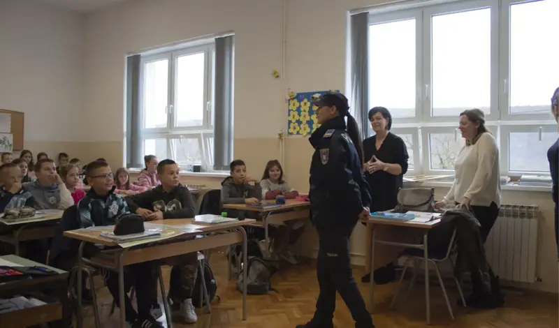 Auto-moto klub Široki Brijeg provodi akciju ''Počela je školska godina'' FOTO