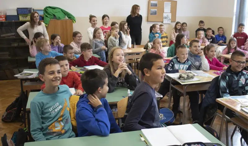 Auto-moto klub Široki Brijeg provodi akciju ''Počela je školska godina'' FOTO