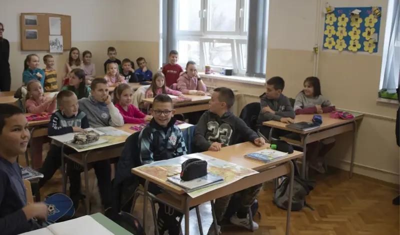 Auto-moto klub Široki Brijeg provodi akciju ''Počela je školska godina'' FOTO