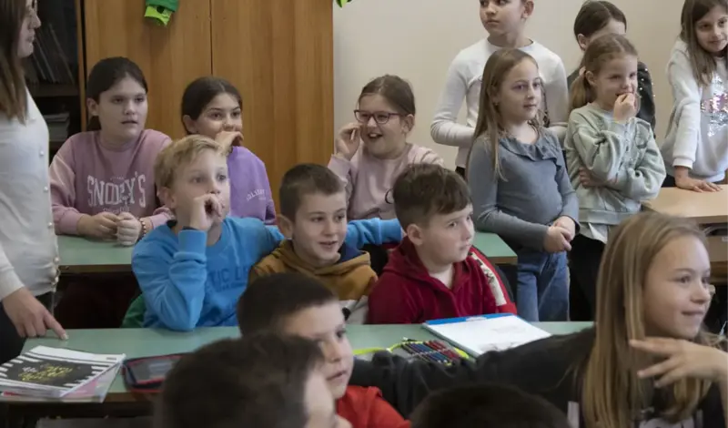Auto-moto klub Široki Brijeg provodi akciju ''Počela je školska godina'' FOTO