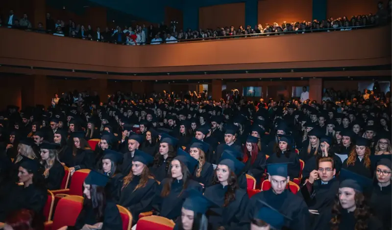 FOTO: Svečano promovirano 367 diplomanda Filozofskog fakulteta Sveučilišta u Mostaru