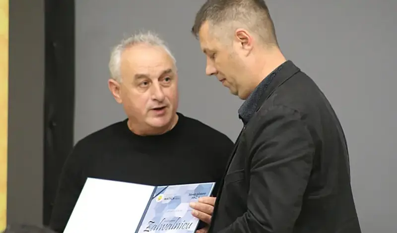 FOTO: Bili smo na 7. Danima hercegovačkog meda u Mostaru! Med vrhunski, godina za pčelare dobra