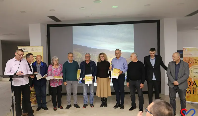 FOTO: Bili smo na 7. Danima hercegovačkog meda u Mostaru! Med vrhunski, godina za pčelare dobra