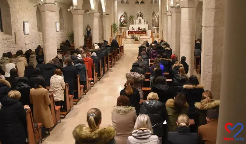 Počele svete mise zornice, upravo na blagdan svete Barbare! Donosimo molitvu svetici, pomoćnici u nevolji