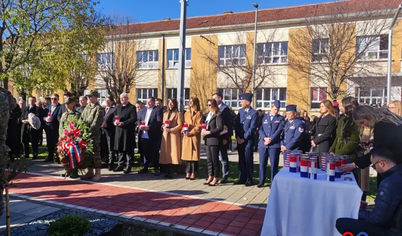 U rodnom Ljubuškom podignut spomenik američkom heroju Drugog svjetskog rata