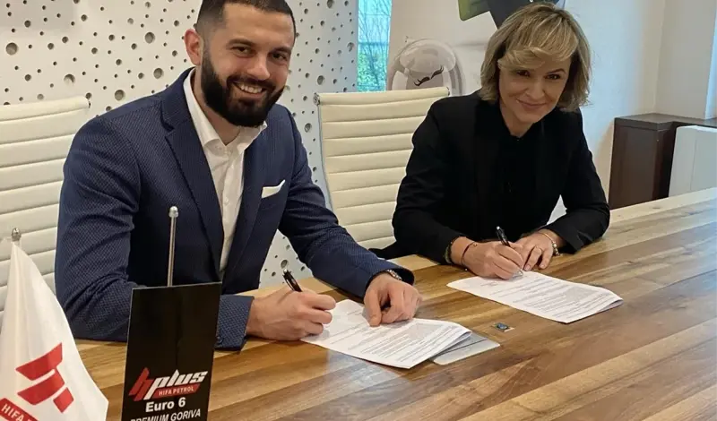 "Lampica" na Hifa Petrol benzinskim crpkama