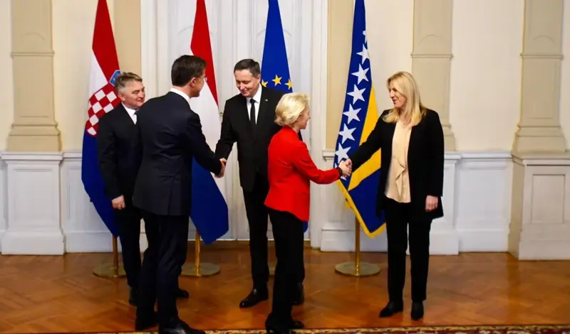 Komšić namjerno došao na sastanak kako bi se sastao s Plenkovićem, ovaj ga preveslao i nije došao