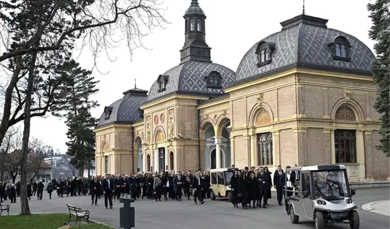 FOTO: Pokopan Milanovićev punac, Hercegovac! Od njega se oprostili Rojs, Mesić, Kusić...
