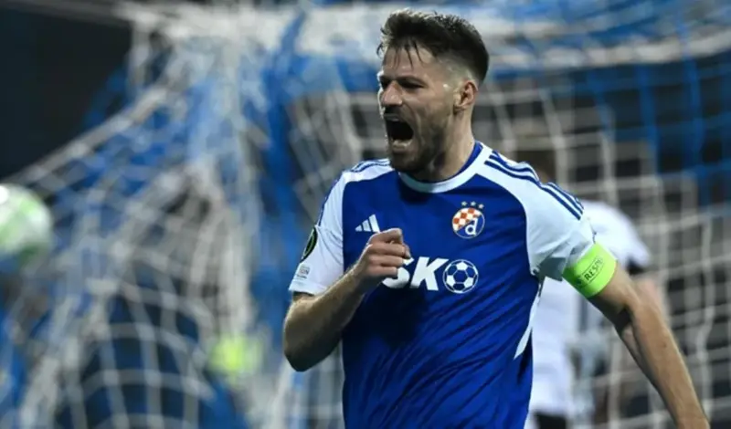 Bruno Petković produljio ugovor s Dinamom