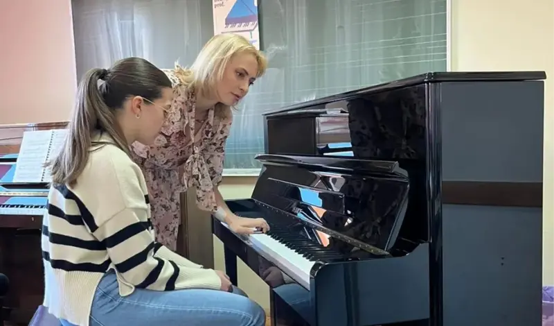 FOTO: Profesorica Slađana Dedić održala trodnevni seminar u Glazbenoj školi Grude