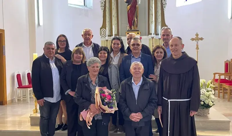 FOTO: Ivica i Nevenka proslavili dijamantni pir! I po Njemačkoj radili, a veliku obitelj izgradili u vjeri i ljubavi