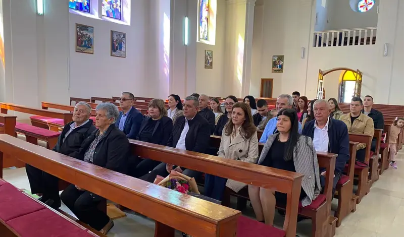 FOTO: Ivica i Nevenka proslavili dijamantni pir! I po Njemačkoj radili, a veliku obitelj izgradili u vjeri i ljubavi