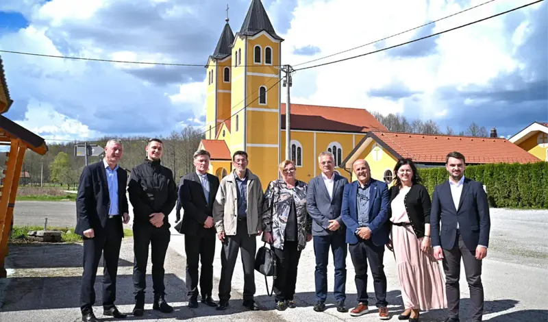 FOTO: Zvonko Milas izbornu kampanju počeo s Plehana! Susreo se s franjevcima Pavićem i Šimićem, biskupom Majićem, osluškivao bilo puka...