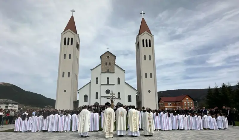 Kupres - Obilježena 32. obljetnica stradanja, otkriven i novi spomenik FOTO