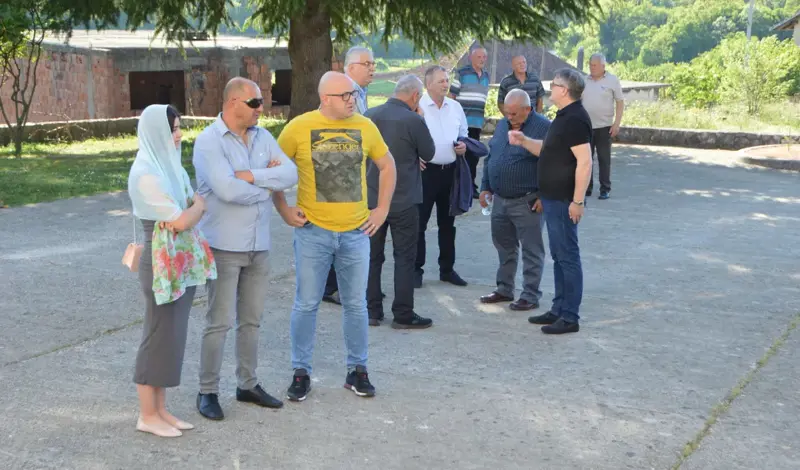 FOTO: Bili smo u Tihaljini. HDZ i Zvonko Milas tu su odradili završni skup! Ovog utorka krenulo glasovanje