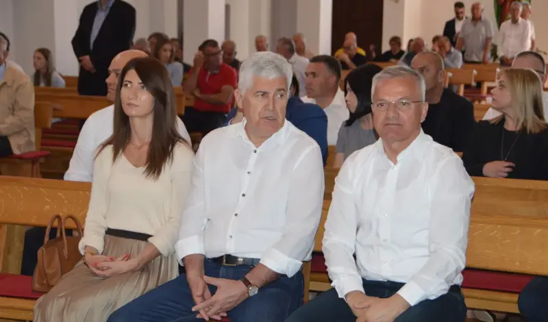FOTO: Bili smo u Tihaljini. HDZ i Zvonko Milas tu su odradili završni skup! Ovog utorka krenulo glasovanje