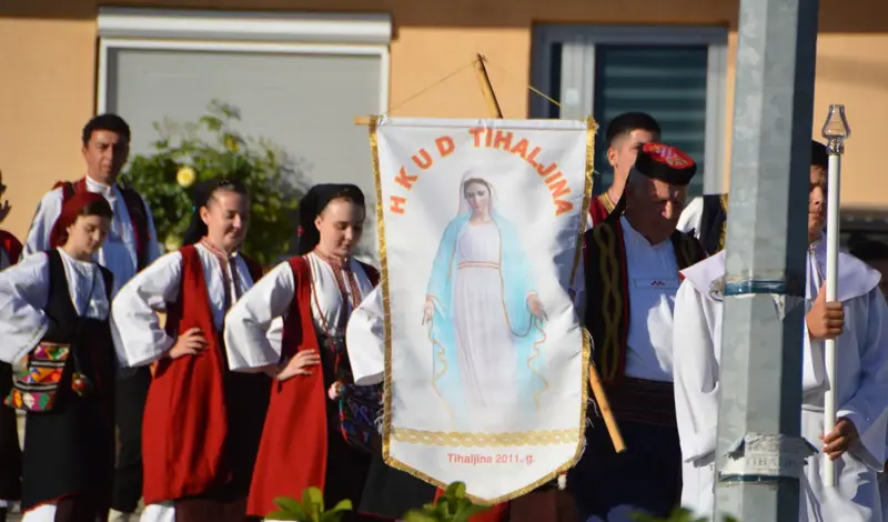 FOTO: Bili smo u Tihaljini. HDZ i Zvonko Milas tu su odradili završni skup! Ovog utorka krenulo glasovanje