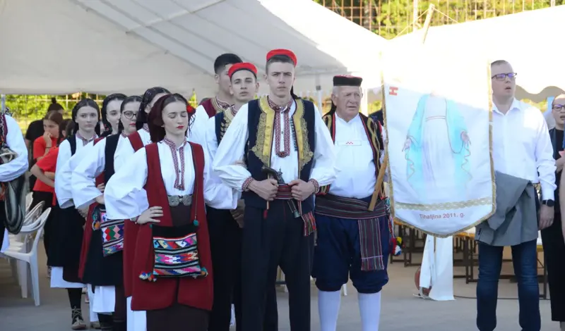 FOTO: Bili smo u Tihaljini. HDZ i Zvonko Milas tu su odradili završni skup! Ovog utorka krenulo glasovanje