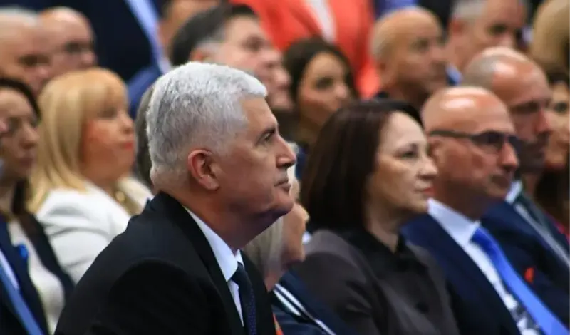 FOTO: Otvoren je 25. Međunarodni sajam u Mostaru! Plenković održao govor! Šalju se snažne poruke 