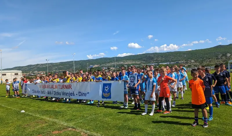 FOTO: Memorijalni turnir u čast Miša i Dine okupio u Grudama stotine djece iz BiH, Dalmacije...