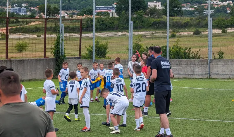 FOTO: Memorijalni turnir u čast Miša i Dine okupio u Grudama stotine djece iz BiH, Dalmacije...