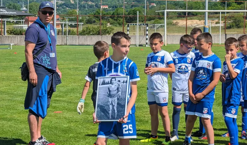 FOTO: Memorijalni turnir u čast Miša i Dine okupio u Grudama stotine djece iz BiH, Dalmacije...