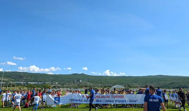 FOTO: Memorijalni turnir u čast Miša i Dine okupio u Grudama stotine djece iz BiH, Dalmacije...