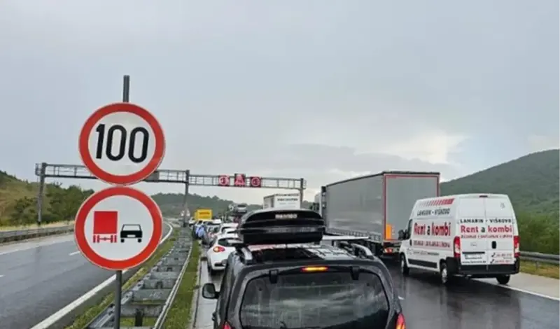 Teška nesreća na A1 u Dalmaciji. Zatvorena autocesta do Prgometa