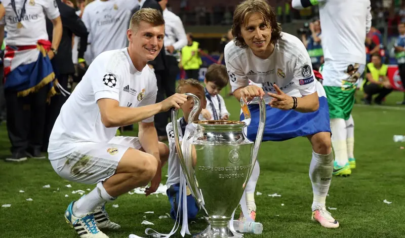 Toni Kroos: Zbog migranata me je strah pustiti kćer vani i zato neću živjeti u Njemačkoj! To više nije ista država kao prije 10 godina