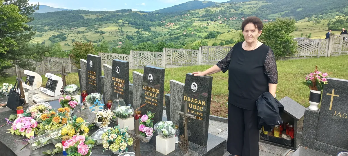 Anica Jurić: Gledala sam kako mi ubijaju muža i tri sina