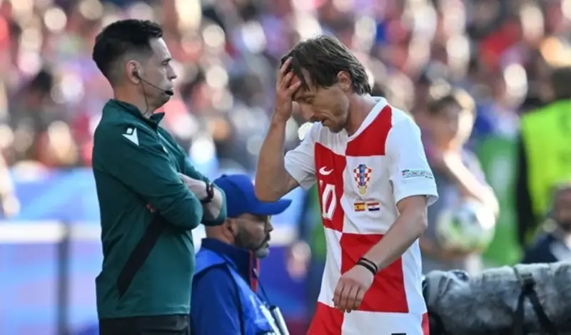 Debakl je iza nas, Hrvatska se sada mora spustiti na zemlju i zaigrati svoju igru!