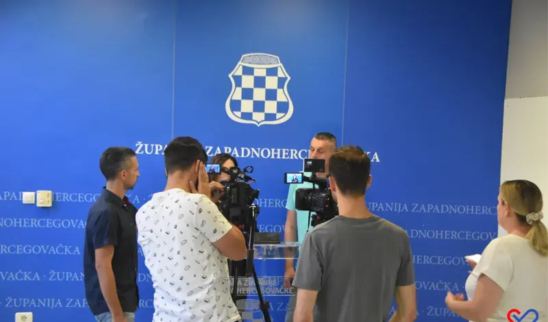 POVIJESNI DOGOVOR U ZHŽ-U! Ministrica Perić se dogovorila sa Sindikatom, novim ugovorom ZHŽ u rangu sa Sarajevom