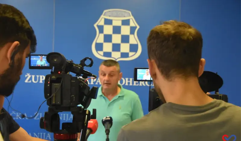 POVIJESNI DOGOVOR U ZHŽ-U! Ministrica Perić se dogovorila sa Sindikatom, novim ugovorom ZHŽ u rangu sa Sarajevom