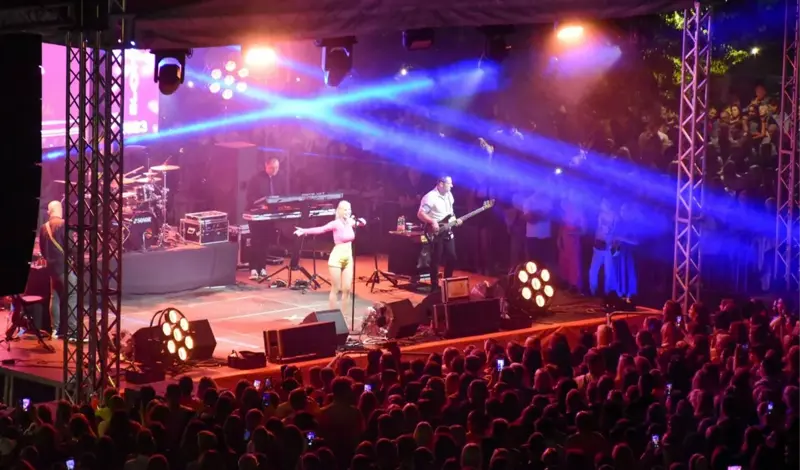 U Mostaru euforija pred koncert Jelene Rozge!