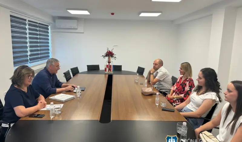 Učenice 57. generacije Srednje škole na prijam u Općini stigle u pratnji nove ravnateljice