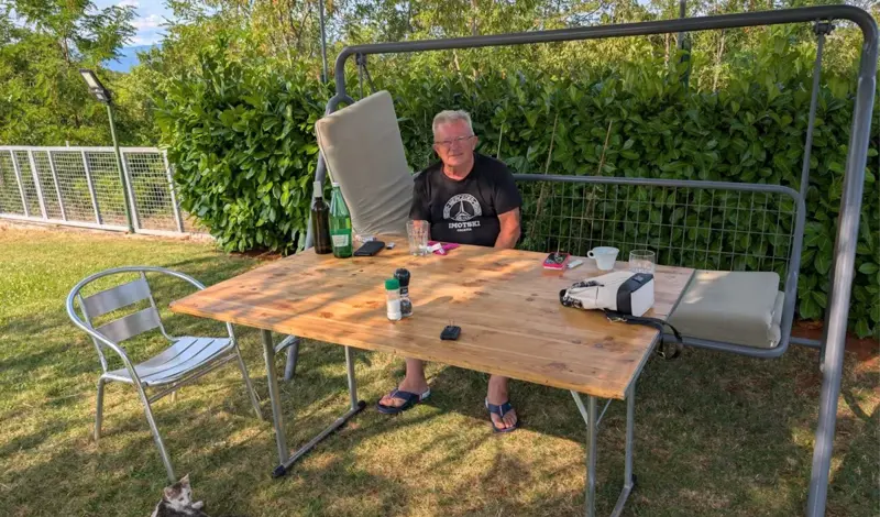 Reportaža iz Drinovaca i s Drinovačkog Brda, s granice prepune živopisnih likova i raznih dogodovština
