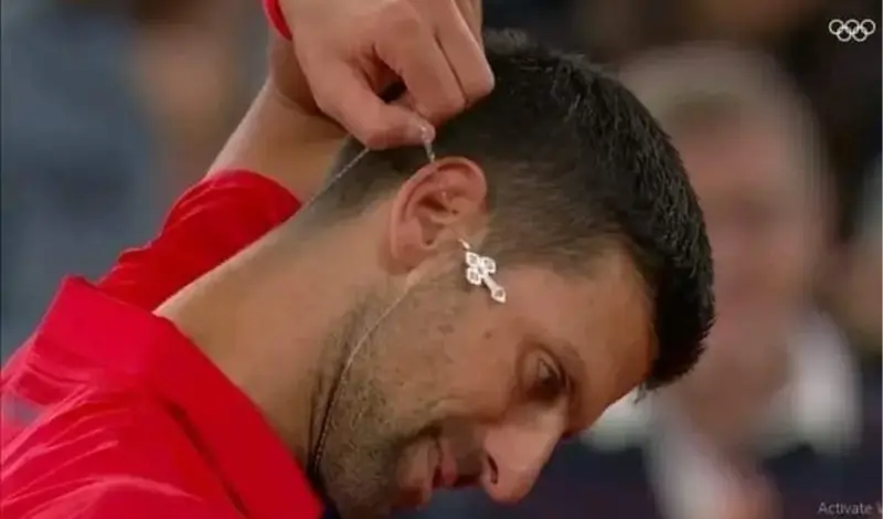 Novak Đoković ispisao povijest! Olimpijsko zlato osvojio s križem oko vrata
