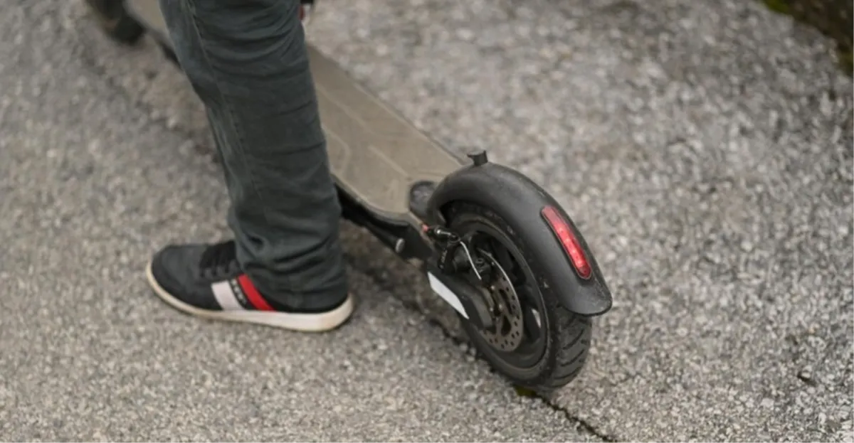 Pao s romobila i poginuo