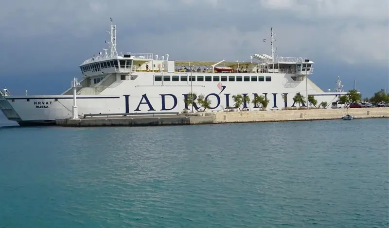Trajekt Lastovo na kojem su poginuli mornari star je 55 godina