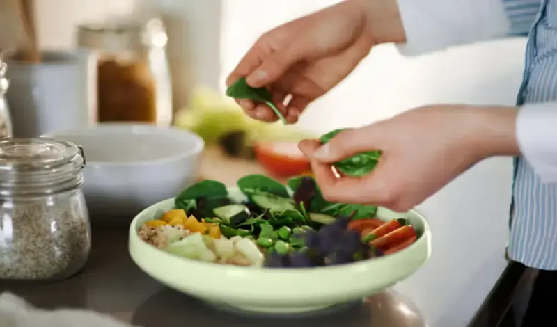 Zaustavlja krvarenje, čuva kosti, štiti od raka i riznica je vitamina K... Ovo povrće uvrstite u svakodnevnu prehranu