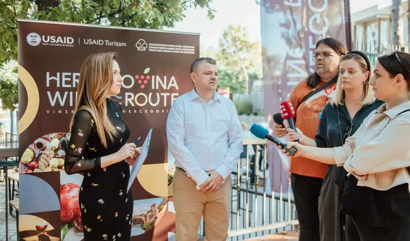 BLAŽ Enology – Eno-gastro zabavni performans, škola somelierstva, vinske radionice…FOTO