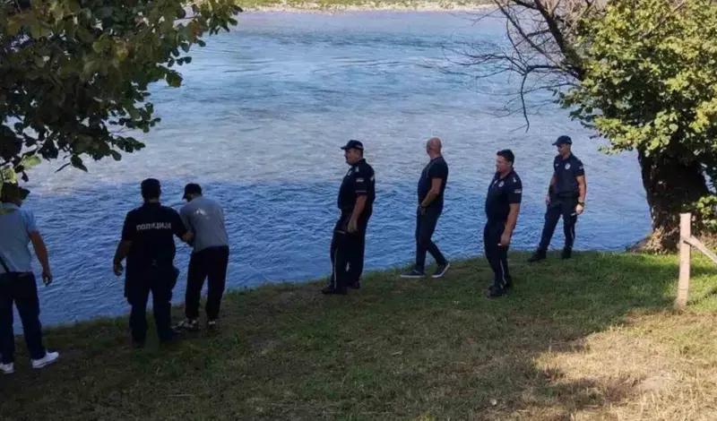 U BiH poginulo 10 migranata, među kojima i beba od 6 mjeseci! Prevrnuo se čamac kojim su ilegalno ušli u BiH