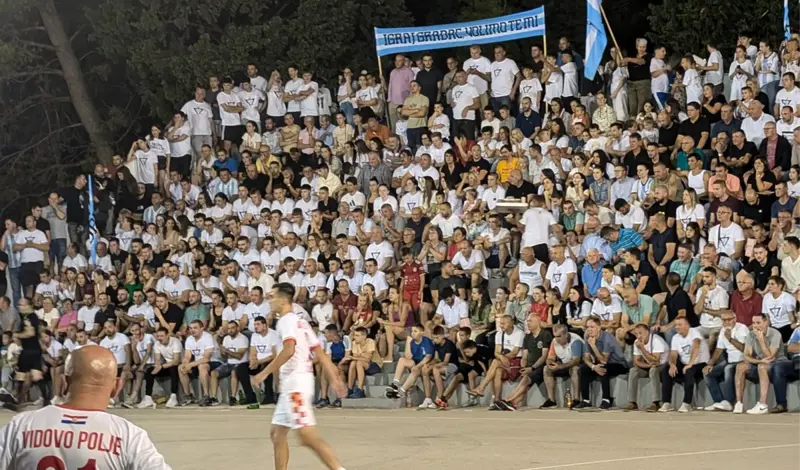 FOTO: Vidovo Polje pobjednik Lige Hercegovine, golman igrač, isprobani recept Stoca za uvjerljivu pobjedu i prvu titulu!