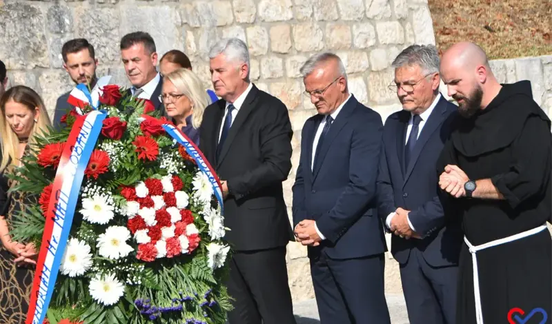 FOTO: Grude obilježile Dan branitelja i Herceg Bosne, čestitku uputio general Ante Gotovina