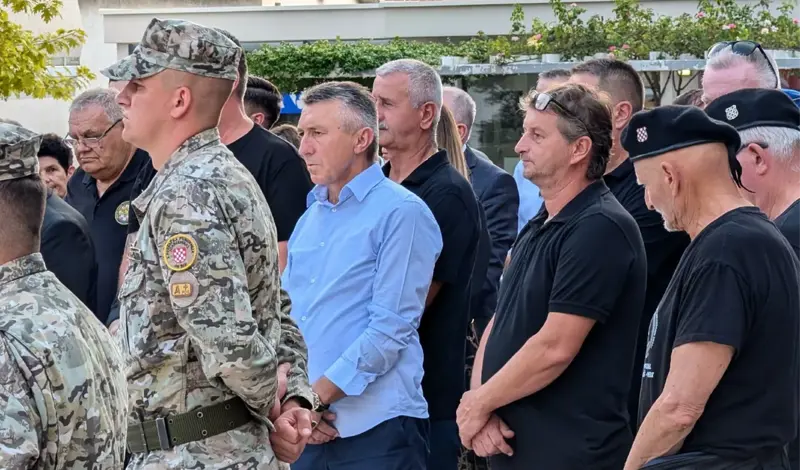 FOTO: Grude obilježile Dan branitelja i Herceg Bosne, čestitku uputio general Ante Gotovina
