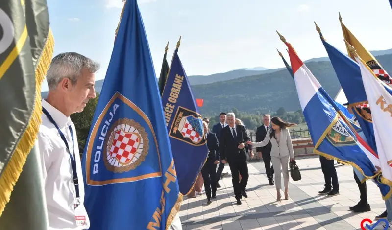 FOTO: Grude obilježile Dan branitelja i Herceg Bosne, čestitku uputio general Ante Gotovina