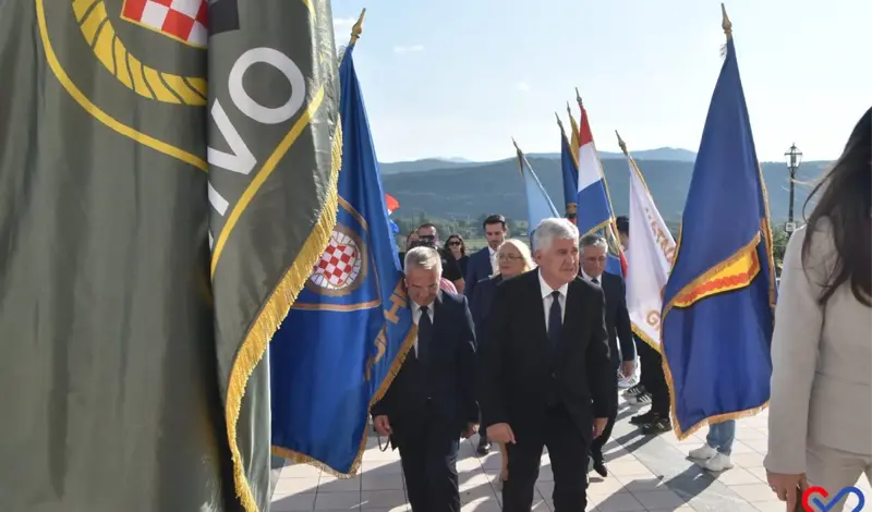 FOTO: Grude obilježile Dan branitelja i Herceg Bosne, čestitku uputio general Ante Gotovina