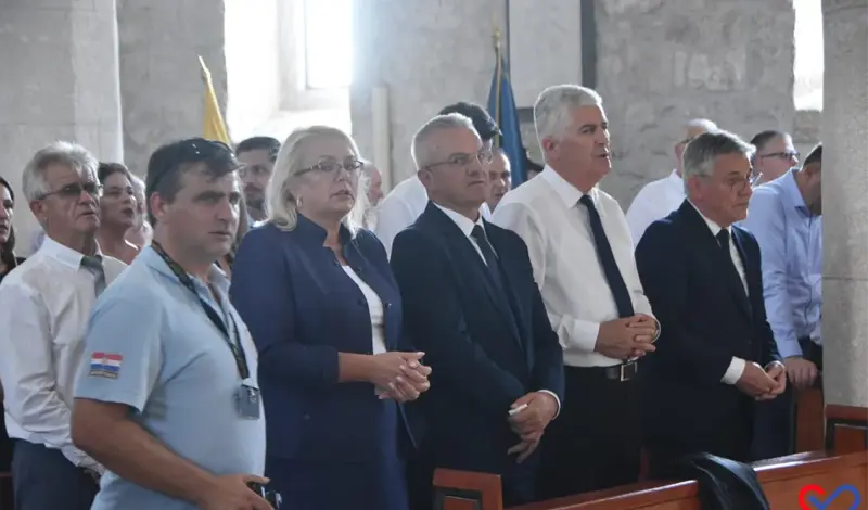 FOTO: Grude obilježile Dan branitelja i Herceg Bosne, čestitku uputio general Ante Gotovina